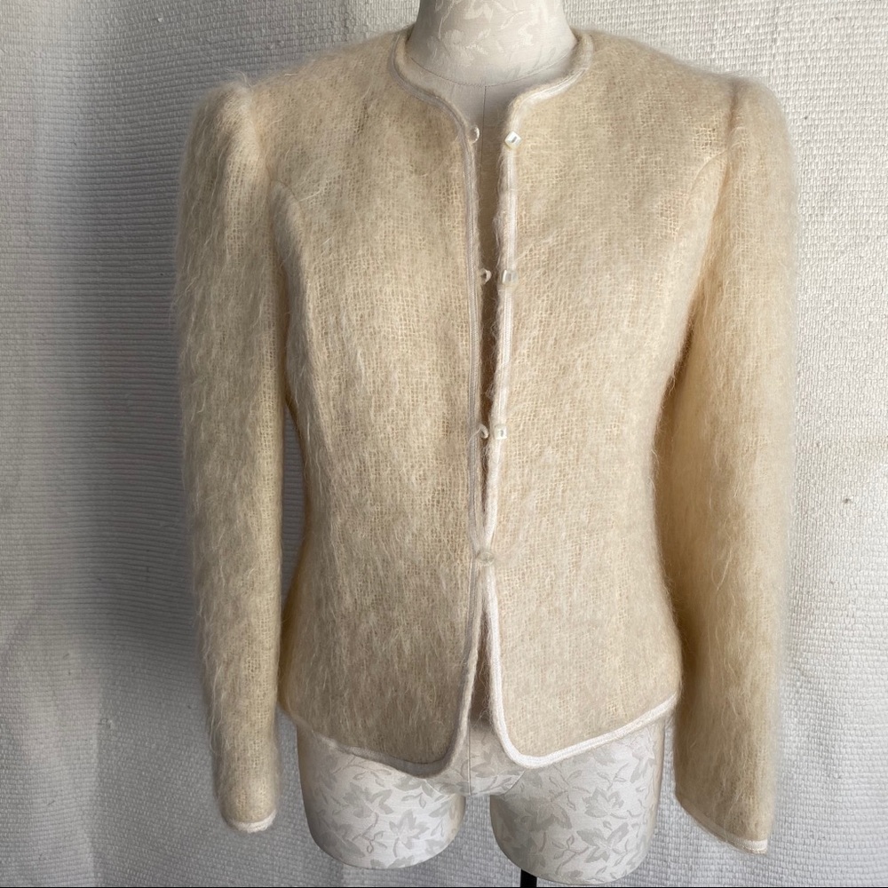 Vintage M/L Fuzzy Mohair Wool Tailored Lady Blazer